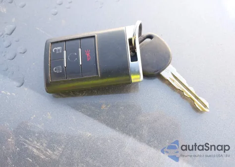 2011 Cadillac Escalade Luxury z USA, uszkodzony, nr VIN 3GYT4MEF7BG372479